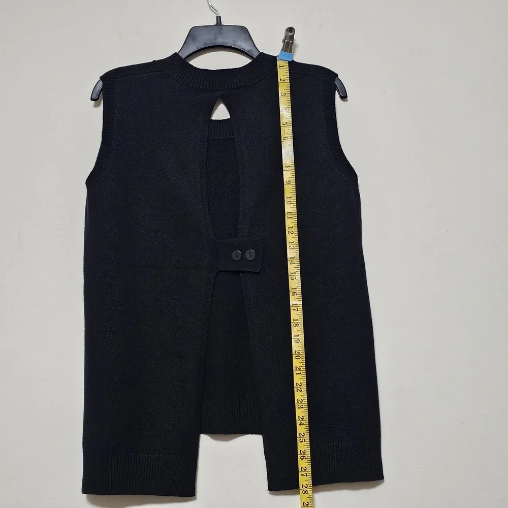 Anna & Ava Sweater Top Vest Small/Medium Black Sleeveless‎ Open Back 1082